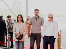 Investējot 10 miljonus eiro, Latvijā atklājam jaunu sēklu ražotni
